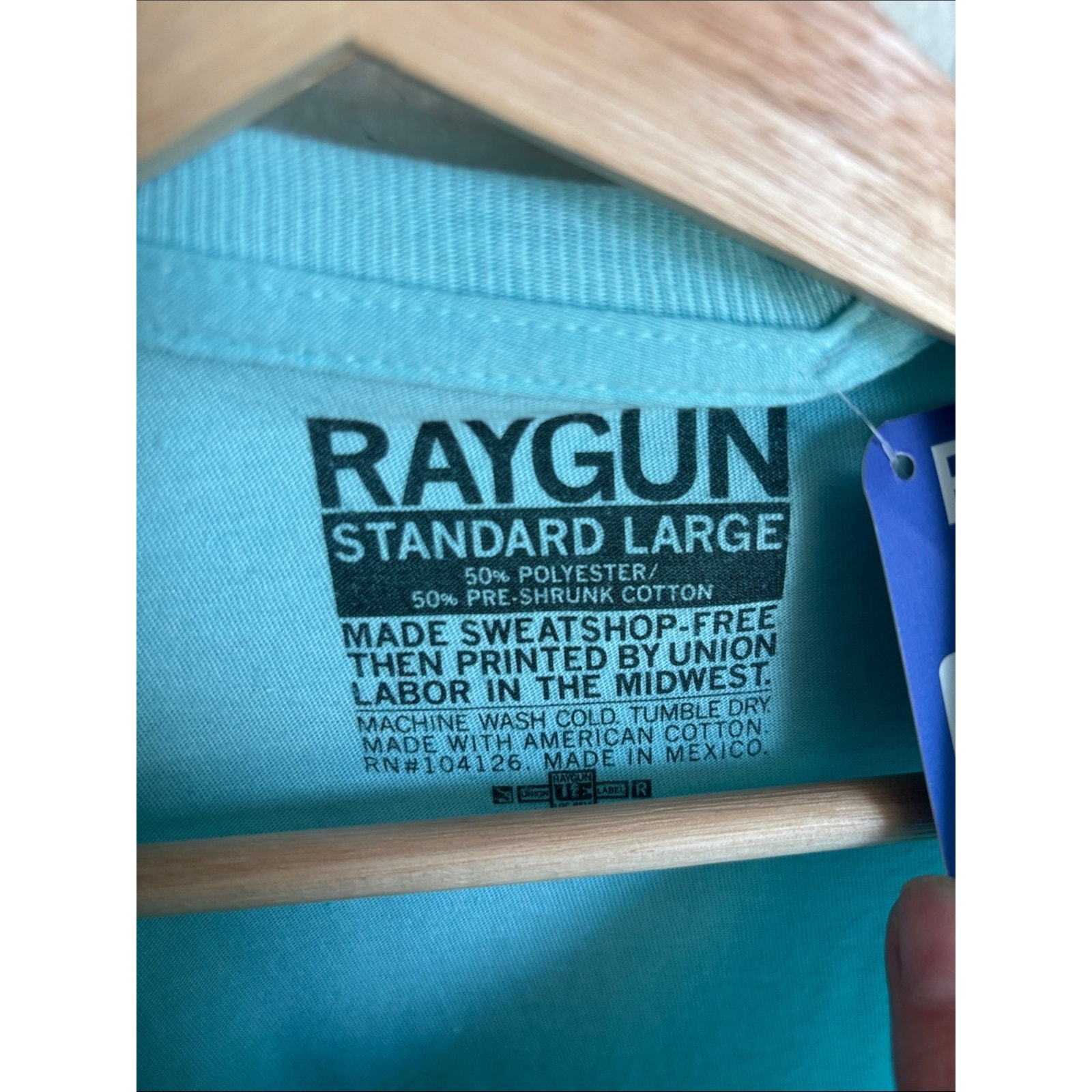 New Raygun I Love Book Loving People Tee Large — image 3 of 4